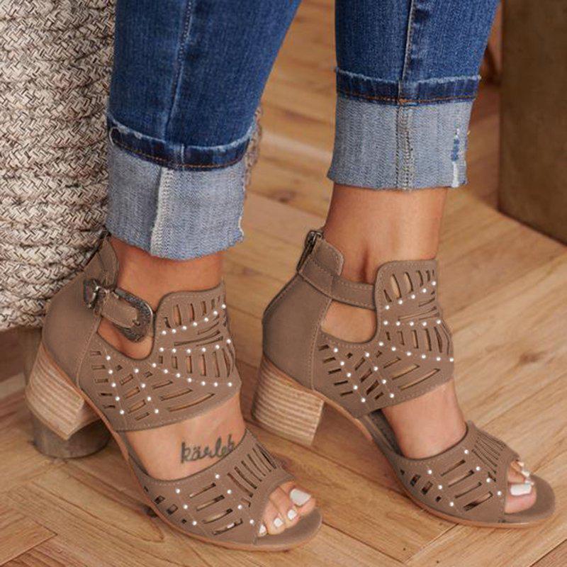 Kimemoda Womens Open Toe Cut-out Rivet Sandals
