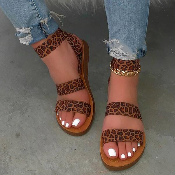 Kimemoda Womens Animal Print Flat Casual Sandals